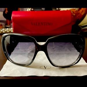 Valentino sunglasses